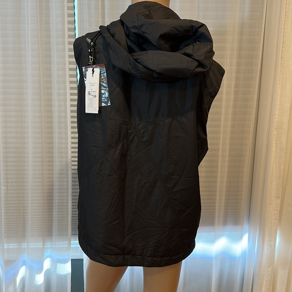 VERSACE COLLECTION VEST - Picture 5 of 9